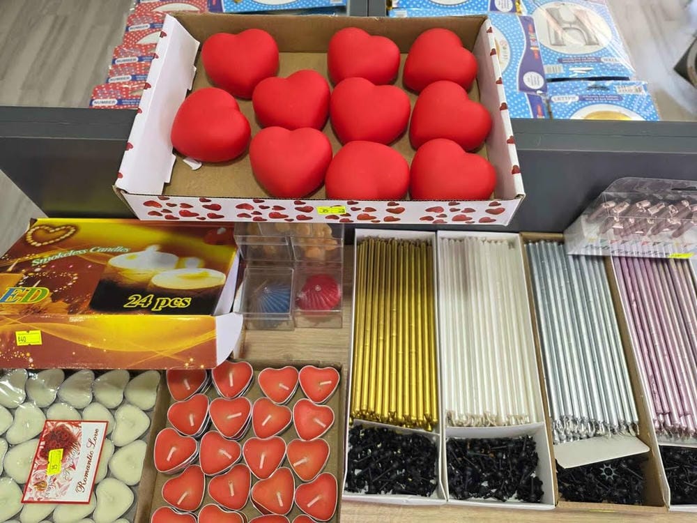 Kalp mumlar ve pasta aksesuarları