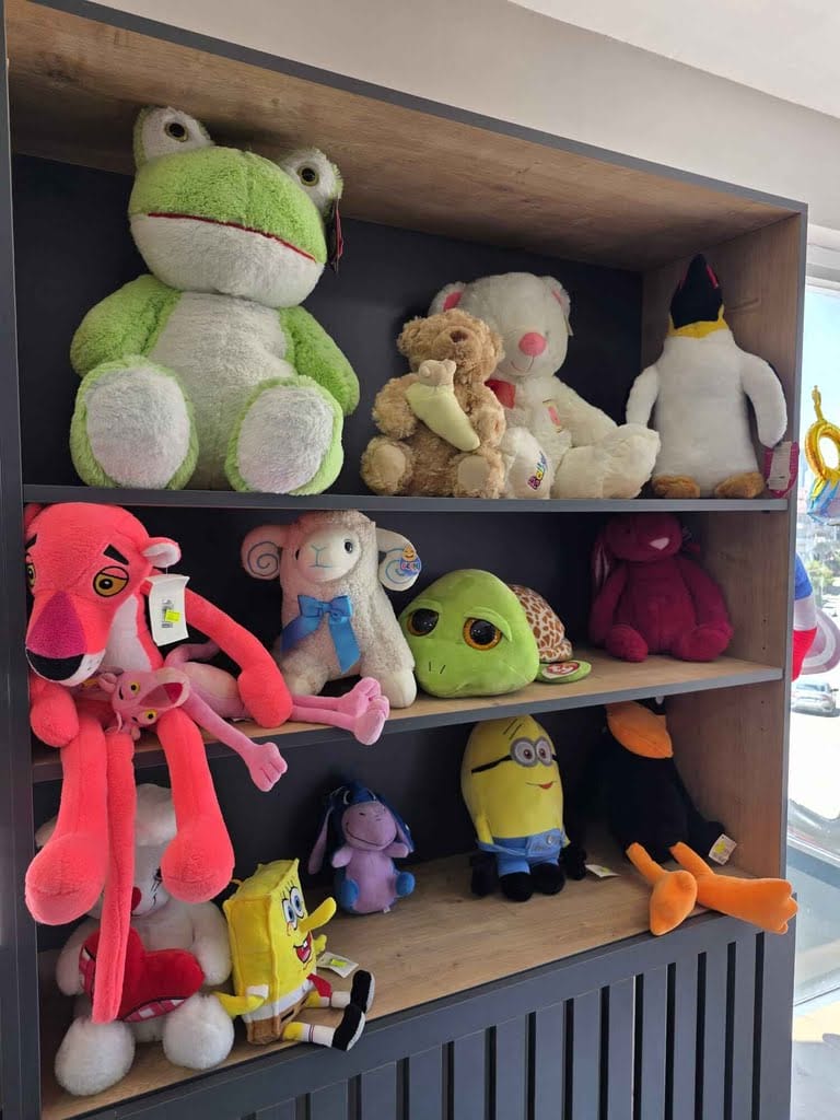 Oyuncak peluşlar ve çocuk hediyelikleri